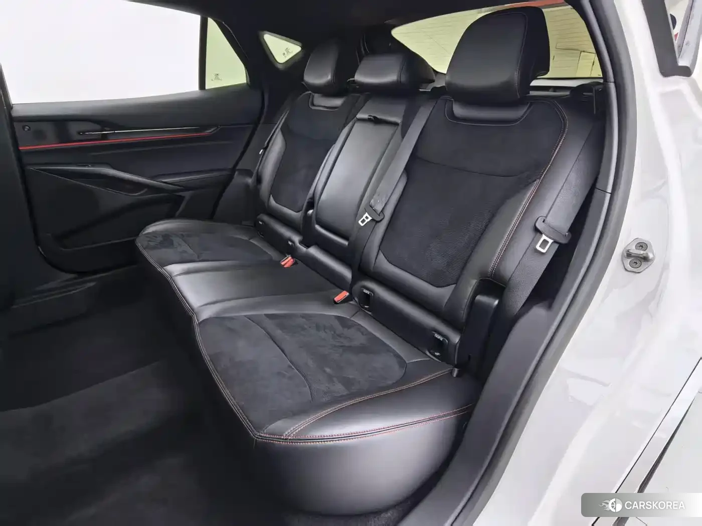 Ford Evos 2022 Белый из Китая, фото 2