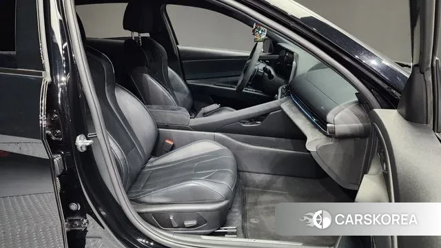 Hyundai Avante (CN7) 2022 Черный из Кореи, фото 2