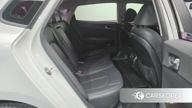 Kia The New K5 2nd generation 2018 Белый из Кореи, фото 2