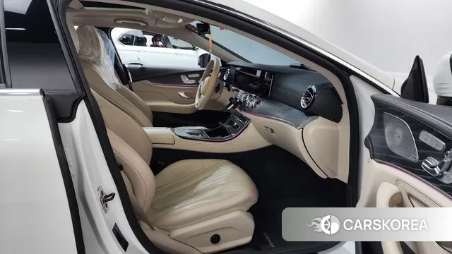 Mercedes-Benz CLS-Class C257 2021 Белый из Кореи, фото 2