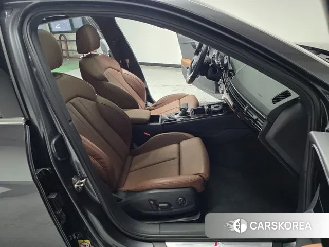 Audi A4 (B9) 2021 Серый из Кореи, фото 2