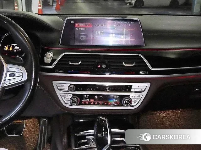 BMW 7 Series (G11) 2018 Синий из Кореи, фото 2