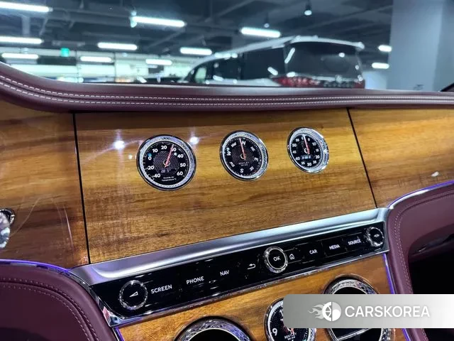 Bentley Continental GT 3rd Generation 2020 Песочный из Кореи, фото 2