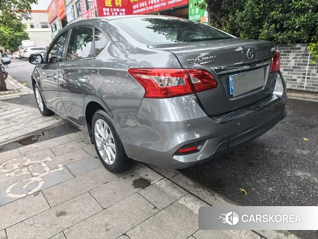 Nissan Xuan Yi 2024 Серебристо-серый из Китая, фото 2