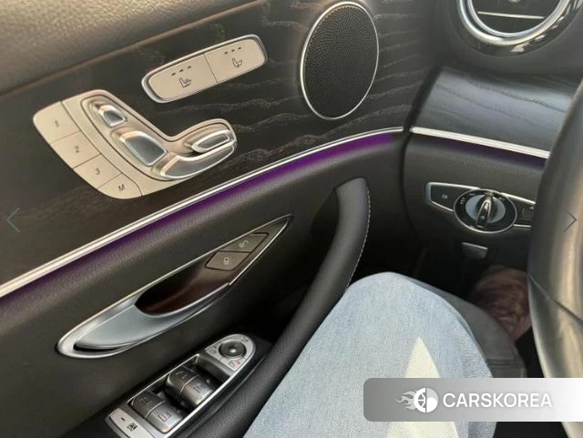 Mercedes-Benz E-Class W213 2023 Синий из Кореи, фото 2