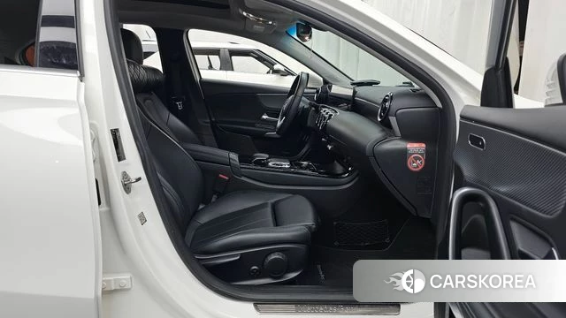 Mercedes-Benz A-Class W177 2020 Белый из Кореи, фото 2