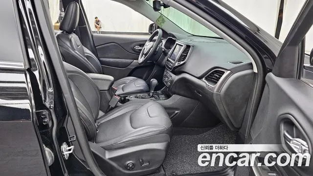 Jeep Cherokee (KL) id 2881563 из Кореи 2