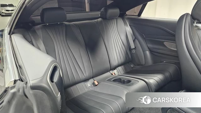 Mercedes-Benz E-Class W213 2023 Черный из Кореи, фото 2