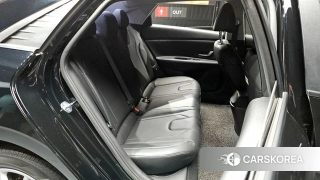 Hyundai Avante (CN7) 2021 Черный из Кореи, фото 2