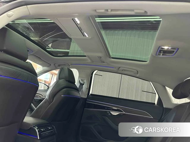 Audi A8 2021 Черный из Китая, фото 2