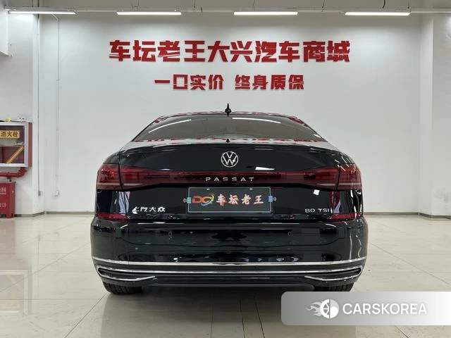 Volkswagen Passat 2024 Черный из Китая, фото 2