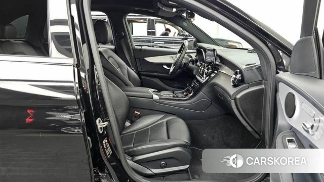 Mercedes-Benz GLC-Class X253 2021 Черный из Кореи, фото 2
