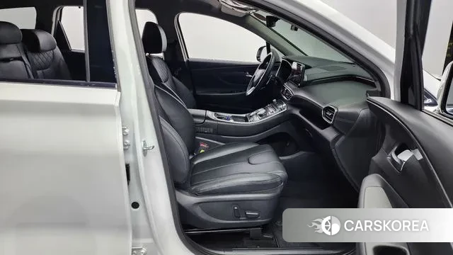 Hyundai The New Santa Fe 2023 Белый из Кореи, фото 2