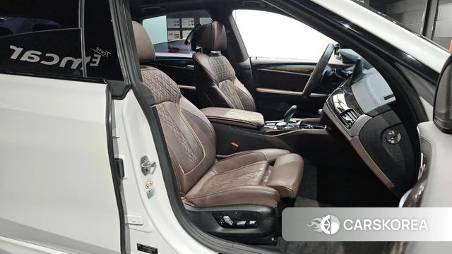 BMW 6 Series GT (G32) 2018 Белый из Кореи, фото 2