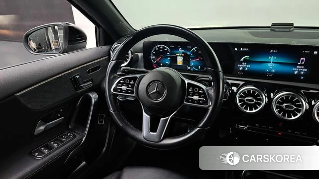 Mercedes-Benz A-Class W177 2021 Черный из Кореи, фото 2