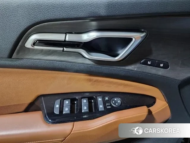 Kia Sportage 5th Generation 2021 Черный из Кореи, фото 2