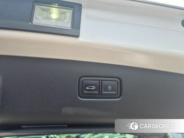 Genesis GV70 2022 Белый из Кореи, фото 2