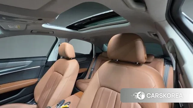 Audi A6 (C8) 2021 Белый из Кореи, фото 2