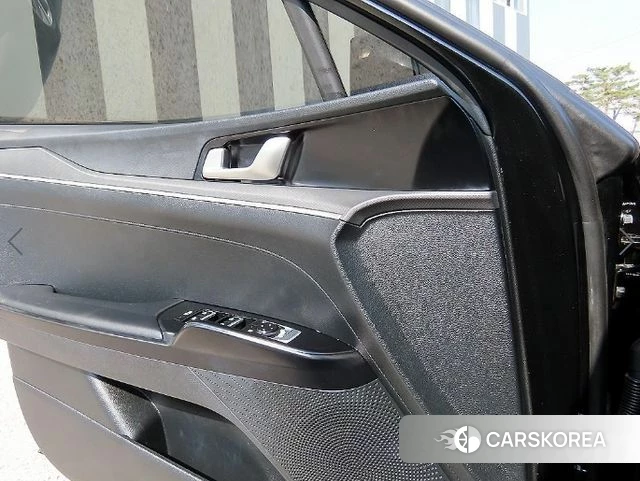 Kia K5 3rd generation 2022 Черный из Кореи, фото 2