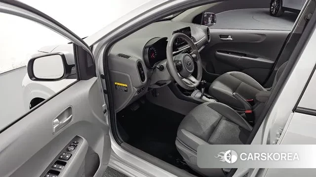 Kia Morning Urban (JA) 2020 Серебристо-серый из Кореи, фото 2