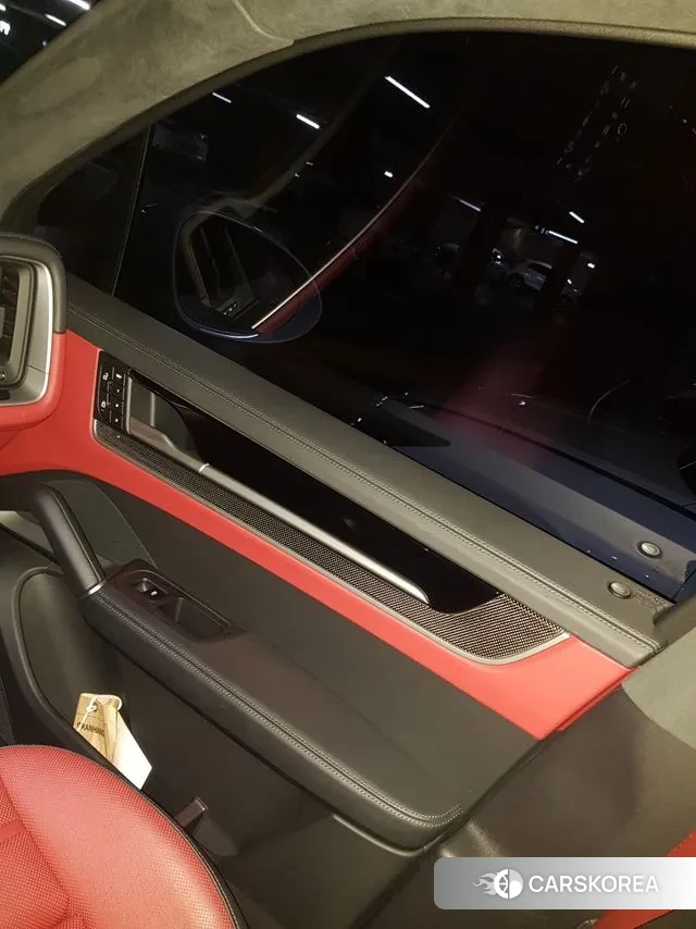 Porsche Cayenne (PO536) 2024 Белый из Кореи, фото 2