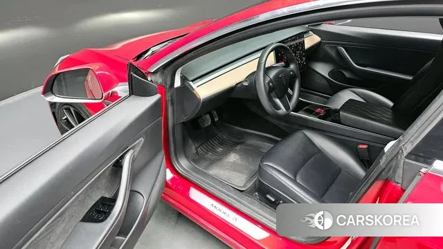 Tesla Model 3 2020 Красный из Кореи, фото 2