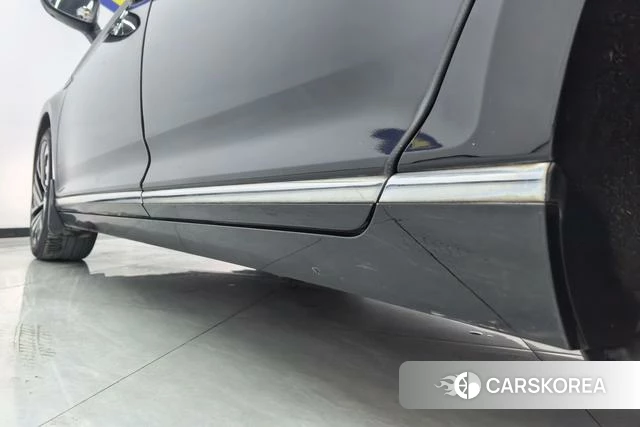 Volkswagen Magotan PHEV 2021 Черный из Китая, фото 2