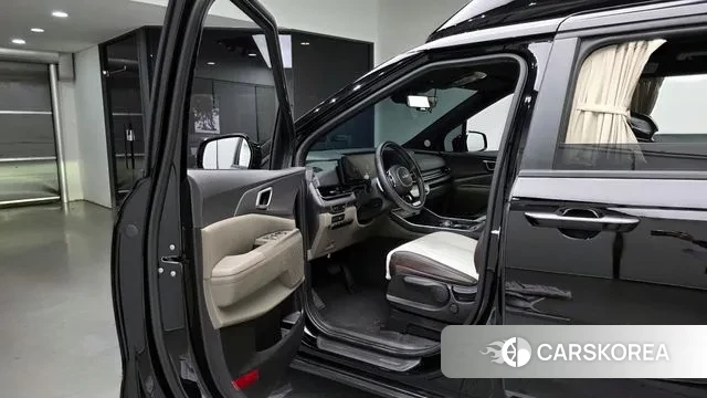 Kia The New Carnival 4th Generation 2024 Черный из Кореи, фото 2