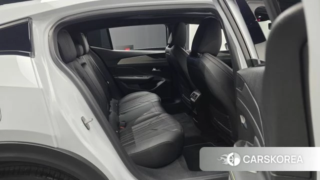 Peugeot 408 2025 Белый из Кореи, фото 2