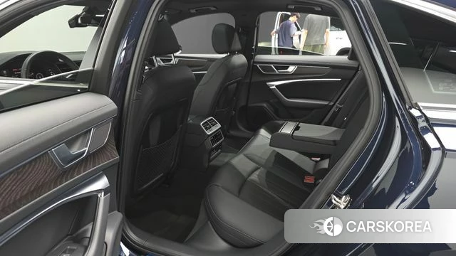 Audi A6 (C8) 2023 Синий из Кореи, фото 2