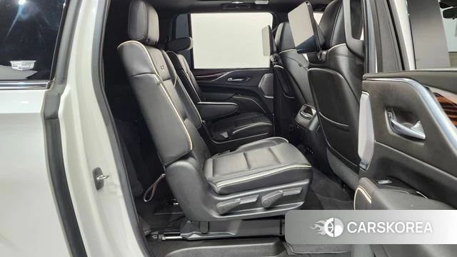 Cadillac Escalade 5th Generation 2021 Белый из Кореи, фото 2
