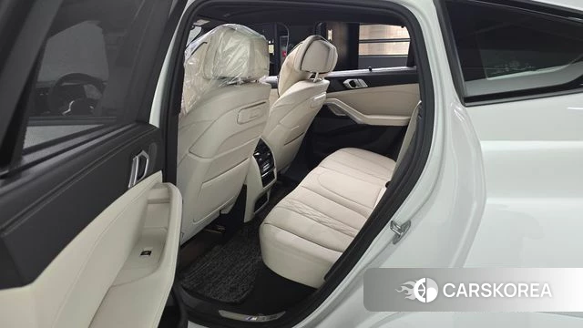 BMW X6 (G06) 2025 Белый из Кореи, фото 2