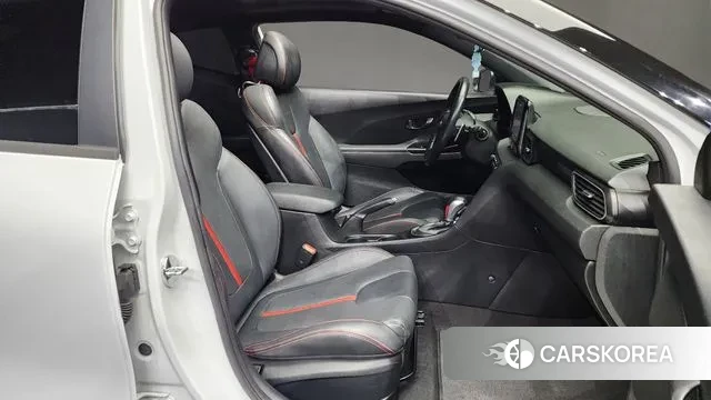 Hyundai Veloster (JS) 2018 Белый из Кореи, фото 2