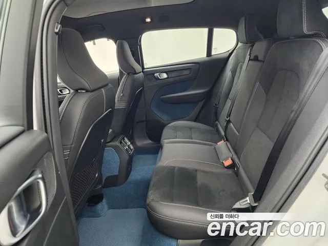 Volvo C40 Richards 2024 Белый из Кореи, фото 2