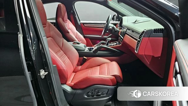 Porsche Cayenne (PO536) 2023 Черный из Кореи, фото 2