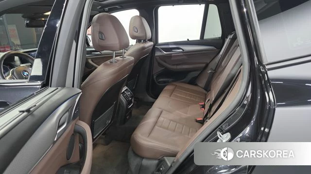 BMW X3 (G01) 2021 Черный из Кореи, фото 2