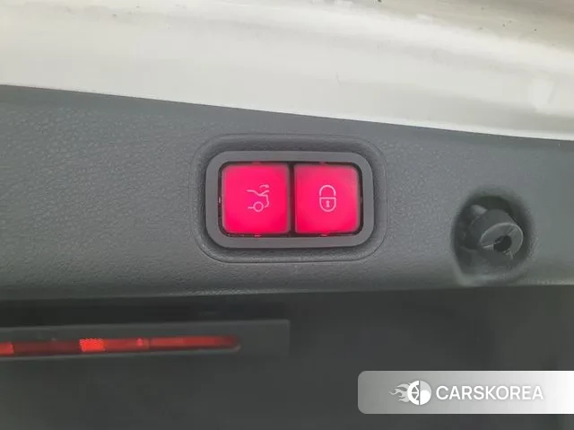 Mercedes-Benz E-Class W213 2020 Белый из Кореи, фото 2