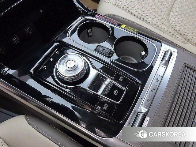 Kia Carnival 4th generation 2021 Черный из Кореи, фото 2