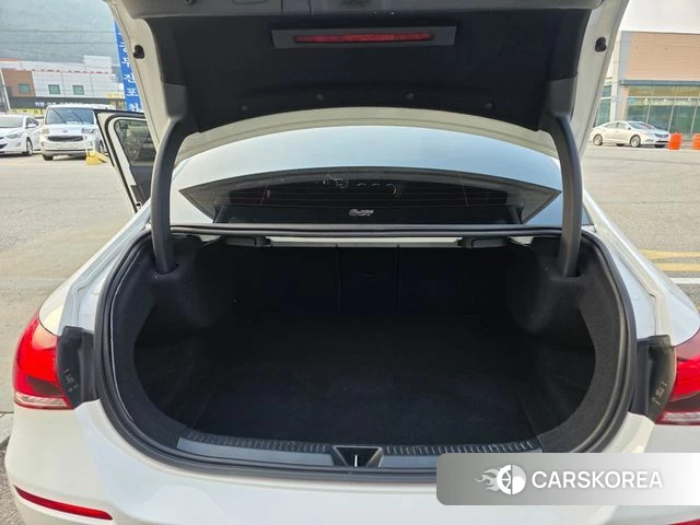 Mercedes-Benz A-Class W177 2021 Белый из Кореи, фото 2