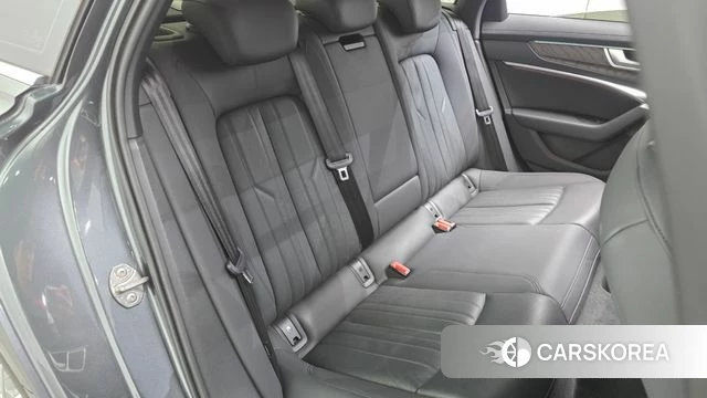 Audi A6 (C8) 2020 Серый из Кореи, фото 2