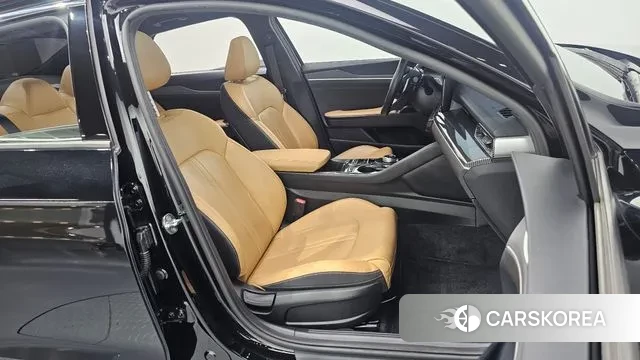 Kia K5 3rd generation 2022 Черный из Кореи, фото 2