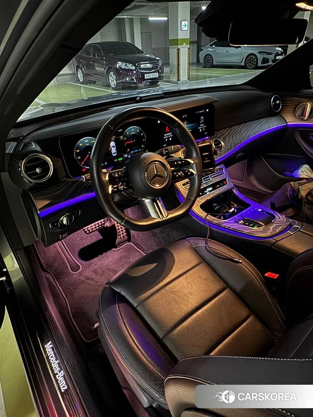 Mercedes-Benz E-Class W213 2023 Серый из Кореи, фото 2