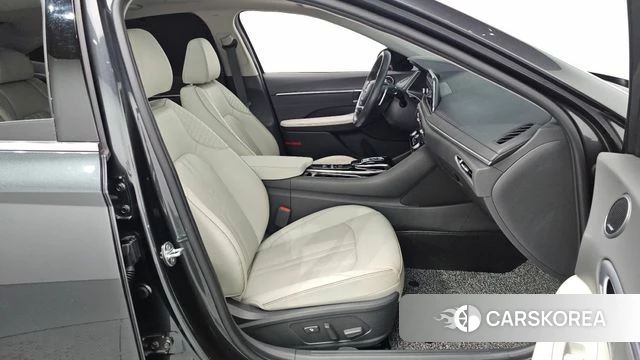 Hyundai Sonata (DN8) 2020 Серый из Кореи, фото 2