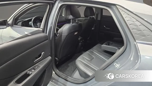 Hyundai The New Avante (CN7) 2024 Серый из Кореи, фото 2