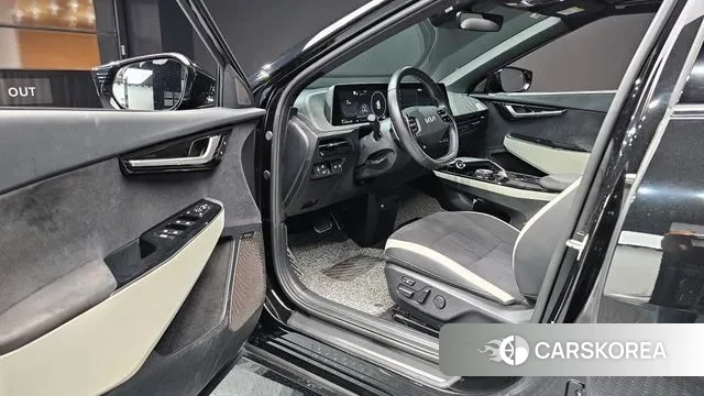 Kia EV6 2022 Черный из Кореи, фото 2