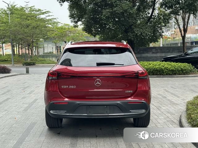 Mercedes-Benz EQA 2022 Красный из Китая, фото 2