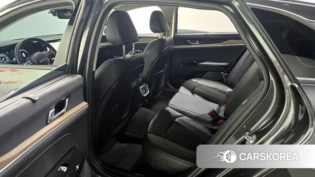 Kia K5 3rd generation 2023 Серый из Кореи, фото 2