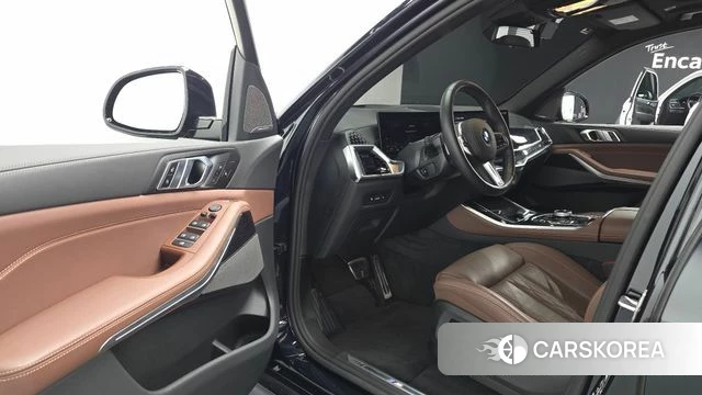 BMW X5 (G05) 2025 Черный из Кореи, фото 2