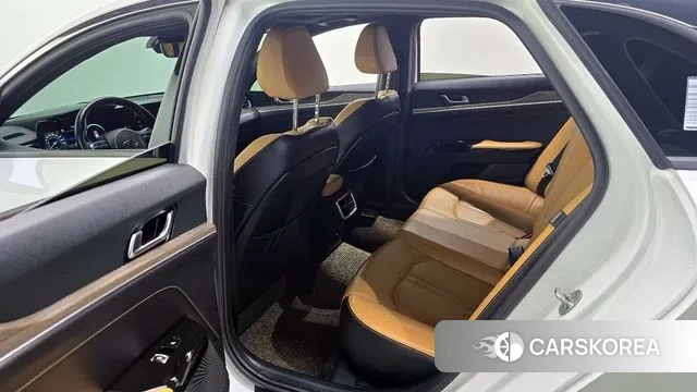 Kia K5 3rd generation 2020 Белый из Кореи, фото 2