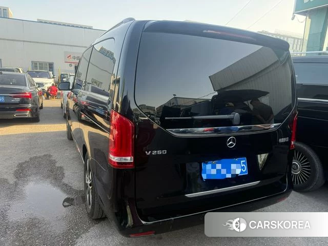 Mercedes-Benz V-class 2022 Черный из Китая, фото 2